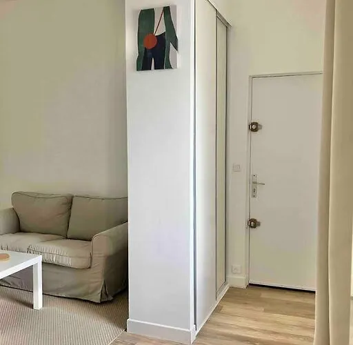 Les Capucins.appartement Elegant,vue Sur Le Jardin Lejlighed